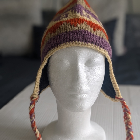 NWOT Handmade 100% Wool Knit Beanie from Nepal Colorful Size: One size - Picture 4 of 9